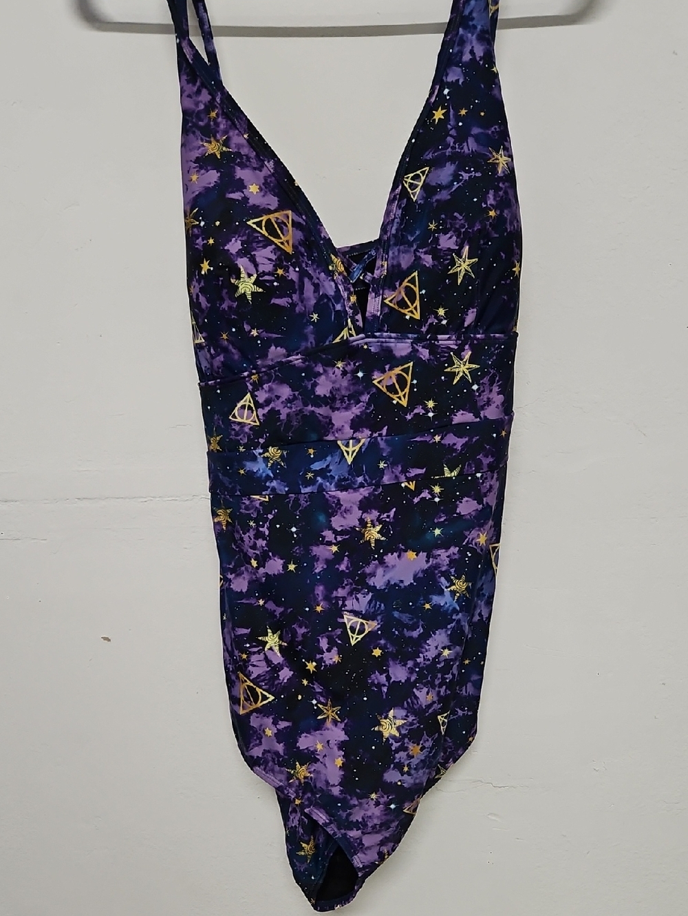 Torrid Harry Potter Deathly Hallows galaxy Purple swimsuit Sz 2x (18-20) Nwt - Picture 4 of 6